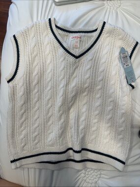 Cat & Jack White Cable Knit Sleeveless Sweater Vest with Navy Trim
